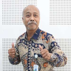 FAJAR ROCHMAN, S.Pd